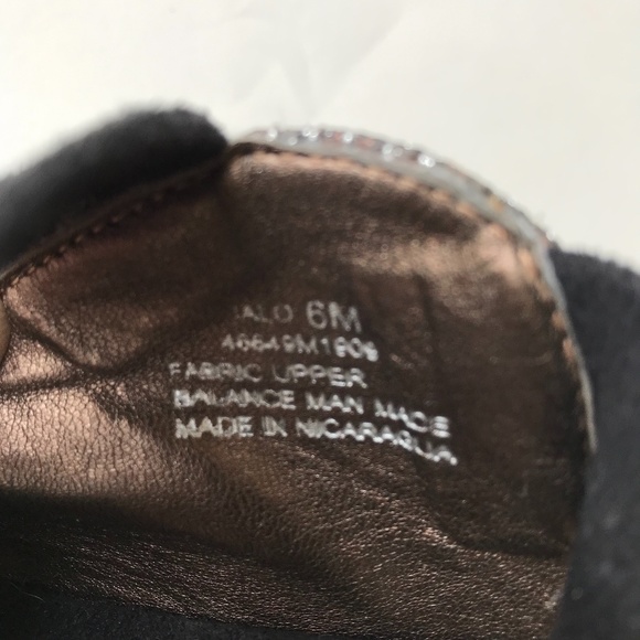 Carlos Santana Metallic Strap Stilettos Size 6M - Picture 7 of 8